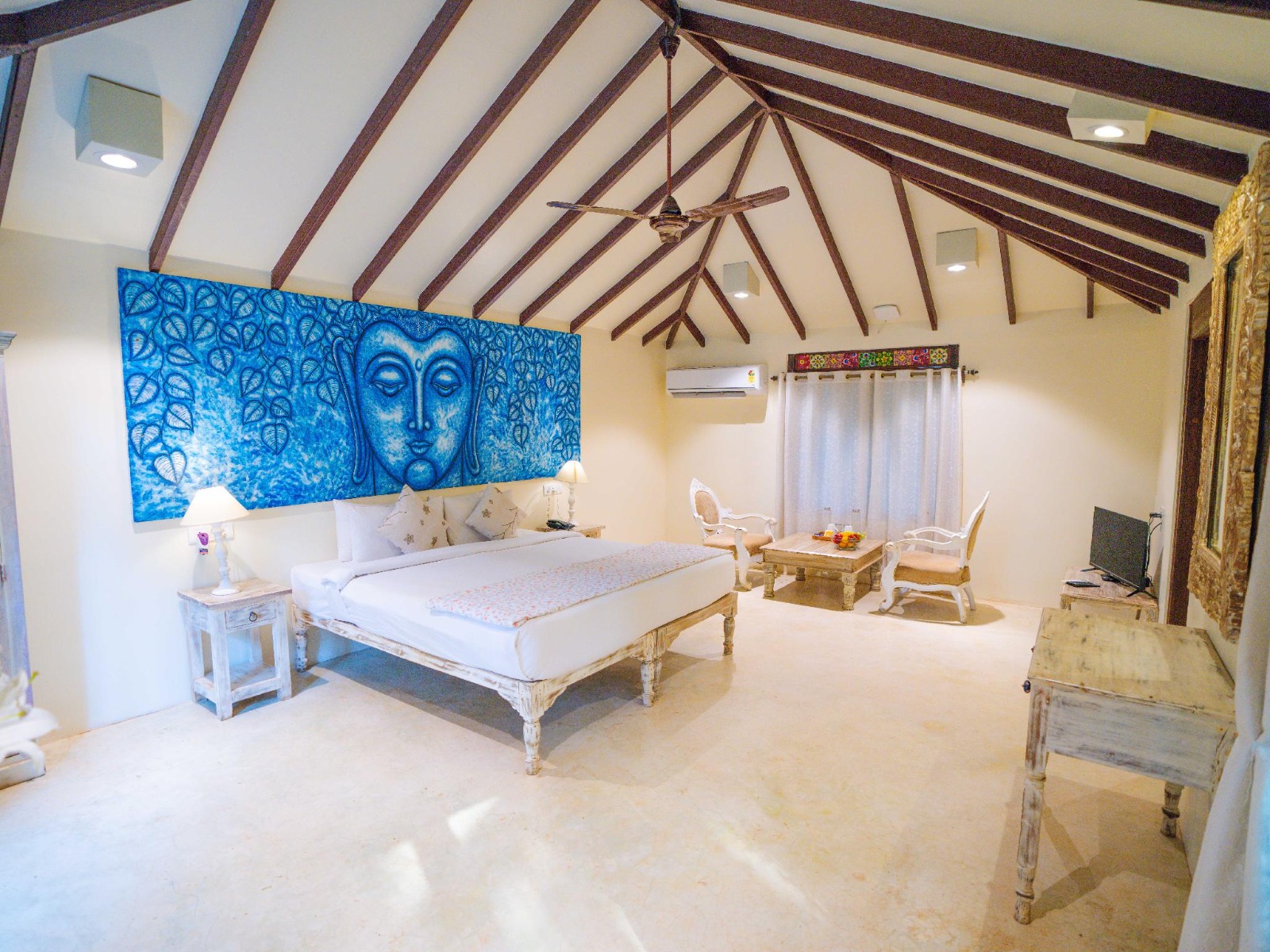 Authentic AC room with hand-painted artwork